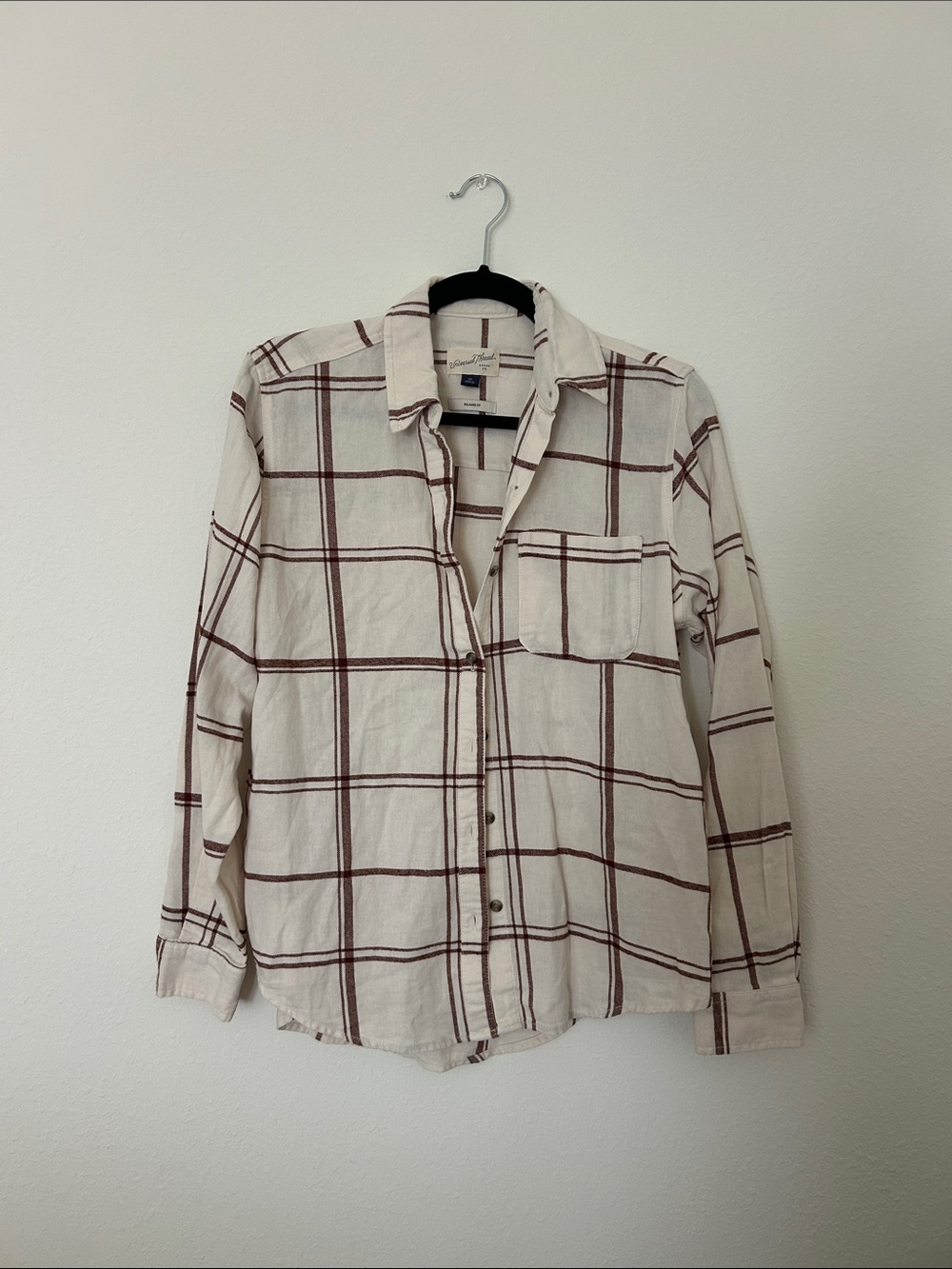 Women's Cream Plaid Button-Up Shirt - Classic Casual